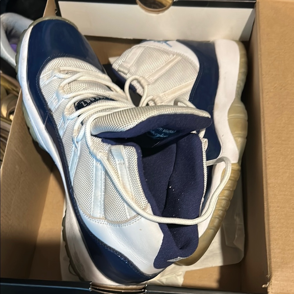 Jordan’s Blue and White